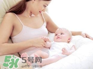 三伏天坐月子可以洗澡嗎？三伏天坐月子可以穿短袖嗎？