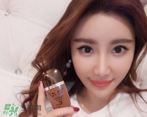 葵兒唇釉怎么區(qū)分真假？?葵兒唇釉真假對比