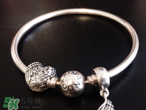潘多拉手鐲可以改小嗎？潘多拉手鐲怎么改?。?></p><p style=