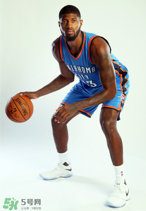 保羅喬治雷霆定妝照上腳穿的球鞋是什么型號(hào)？