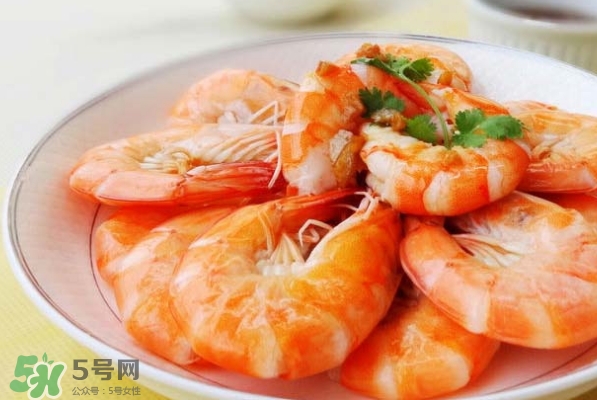 三伏貼可以吃蝦嗎？貼三伏貼可以吃龍蝦嗎？