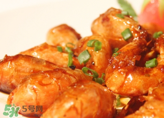 三伏貼可以吃蝦嗎？貼三伏貼可以吃龍蝦嗎？