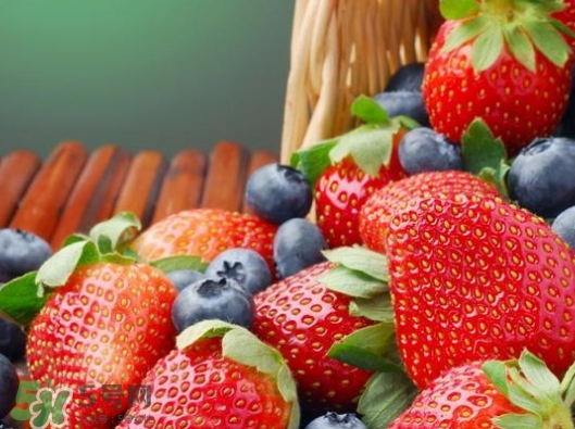 貼三伏貼可以吃水果嗎？三伏貼可以吃什么水果