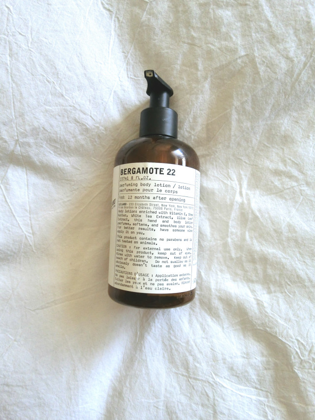 長熬夜用什么護膚品好 經(jīng)常熬夜適合用什么護膚品 長熬夜用什么護膚品好 經(jīng)常熬夜適合用什么護膚品