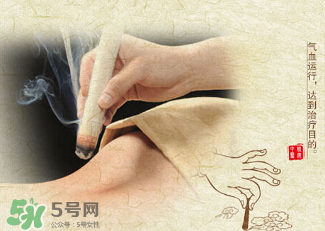 ?三伏灸和艾灸的區(qū)別_三伏灸是艾灸嗎 ?三伏灸和艾灸的區(qū)別_三伏灸是艾灸嗎