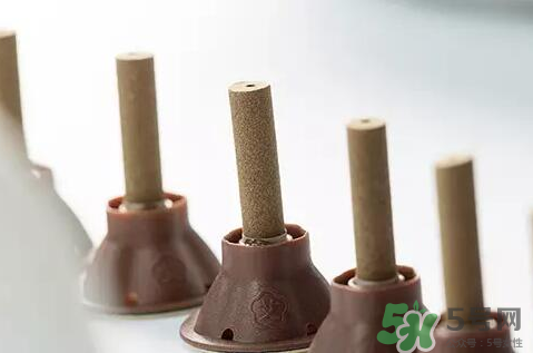 貼艾艾貼后很癢怎么辦？灸完艾艾貼癢怎么回事？