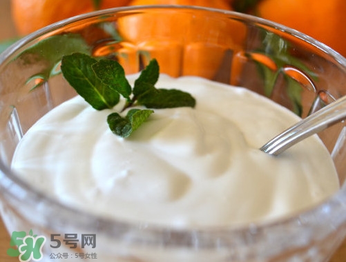 酸奶好吃怎么選？酸奶對人有哪些好處