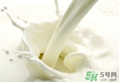 純牛奶可以加熱嗎？純牛奶和有機(jī)純牛奶的區(qū)別是什么