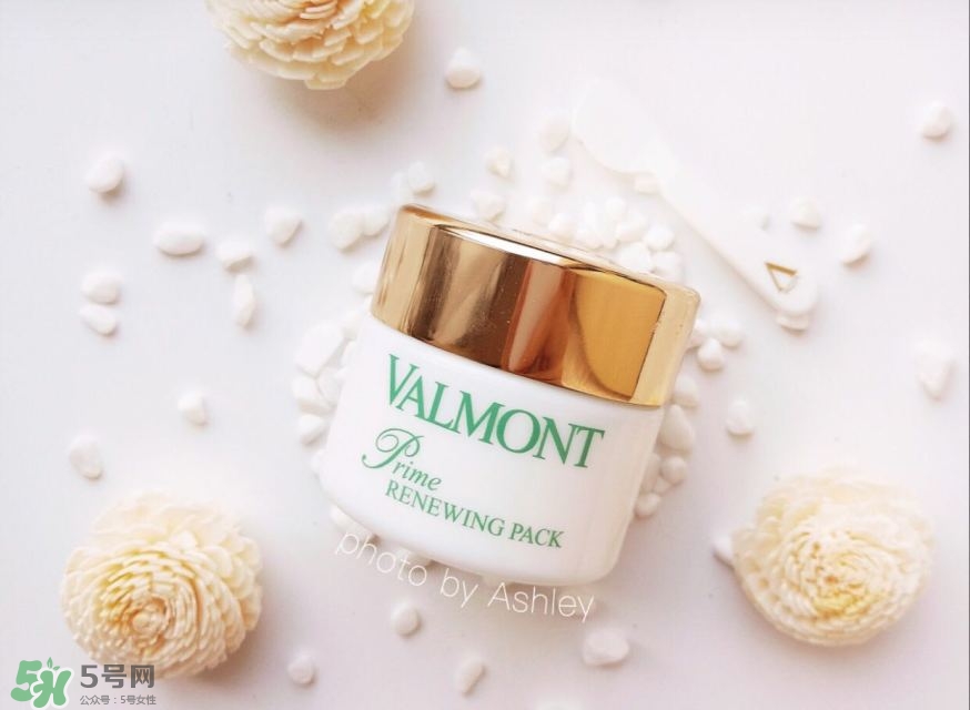 混油皮用什么護(hù)膚品 適合混油皮的護(hù)膚品推薦 混油皮用什么護(hù)膚品 適合混油皮的護(hù)膚品推薦