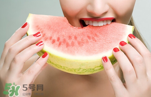 ?做三伏灸可以吃西瓜嗎？?做三伏灸要忌口嗎？