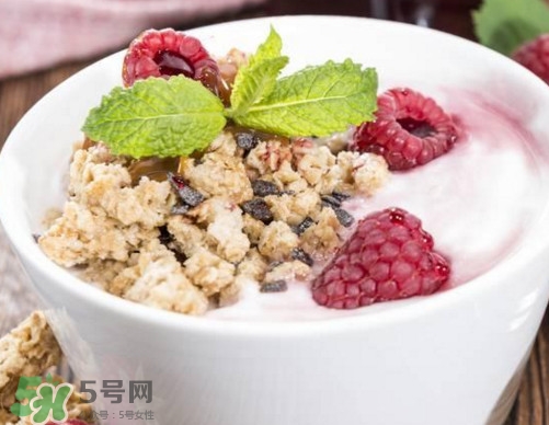 酸奶好吃怎么選？酸奶對人有哪些好處