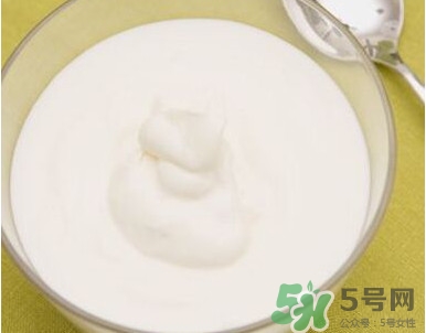 酸奶用什么牛奶做最好？酸奶用什么奶粉做好