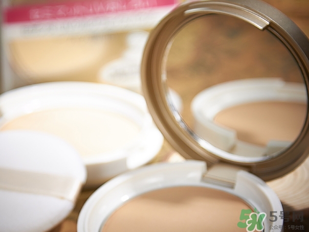 cezanne倩麗蜜粉餅怎么樣？倩麗粉餅色號試色