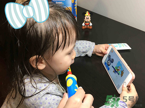 兒童電動(dòng)牙刷聲波的好還是旋轉(zhuǎn)的好？?jī)和妱?dòng)牙刷怎么選？