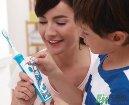 兒童電動牙刷哪個牌子好？兒童電動牙刷推薦