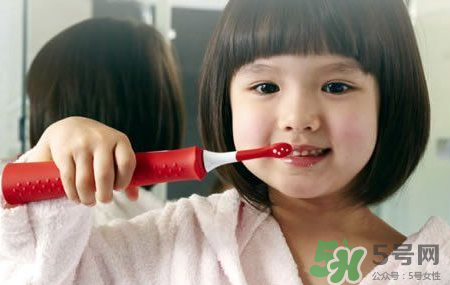 兒童電動(dòng)牙刷的危害 兒童電動(dòng)牙刷有副作用嗎？