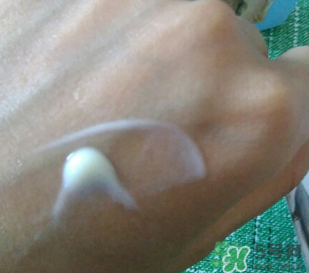 達(dá)羅咪潤(rùn)膚乳怎么樣 Daramin潤(rùn)膚乳好嗎 達(dá)羅咪潤(rùn)膚乳怎么樣 Daramin潤(rùn)膚乳好嗎