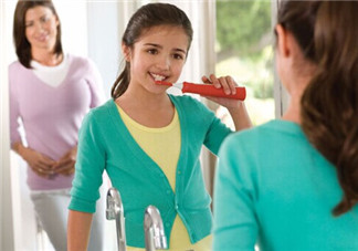 電動牙刷寶寶適合用嗎？兒童適合用電動牙刷嗎？