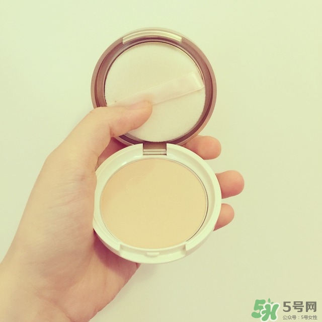 cezanne倩麗蜜粉餅怎么樣？倩麗粉餅色號試色