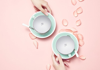 蘭蔻和雅詩蘭黛氣墊哪個(gè)好用？蘭蔻和雅詩蘭黛氣墊對(duì)比