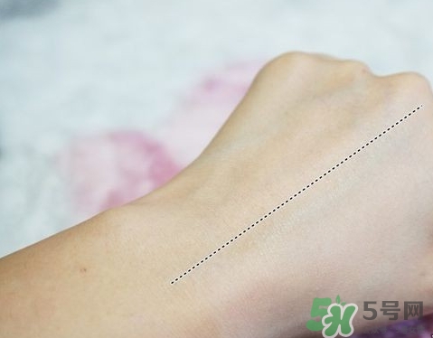 hanskin韓斯清素顏霜多少錢(qián)？hanskin韓斯清素顏霜怎么用