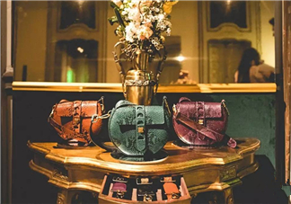 coccinelle是什么牌子_哪個國家的_什么檔次？