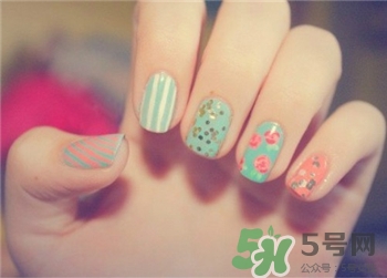 美甲多久做一次最健康?卸甲多久能涂甲油? 美甲多久做一次最健康?卸甲多久能涂甲油?