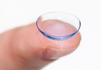 隱形眼鏡怎么配？配隱形眼鏡需要注意哪些？