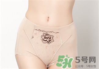 女士穿內(nèi)褲的禁忌 女士內(nèi)褲的護(hù)理 女士穿內(nèi)褲的禁忌 女士內(nèi)褲的護(hù)理