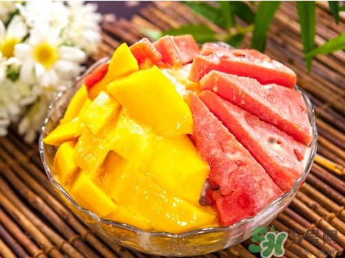 西瓜和冰淇淋能一起吃嗎？吃完冰淇淋可以吃西瓜嗎？