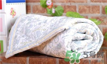 早上起床疊被子好嗎?疊被子的壞處 早上起床疊被子好嗎?疊被子的壞處