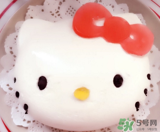 吉利丁片怎么做果凍？吉利丁片怎么做慕斯蛋糕