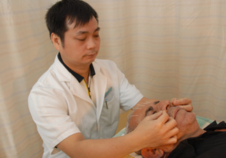 針灸可以治療失眠嗎？失眠時針灸哪些穴位有效