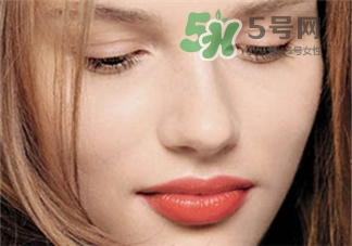 唇部打底可以用BB霜嗎?唇部打底產品推薦 