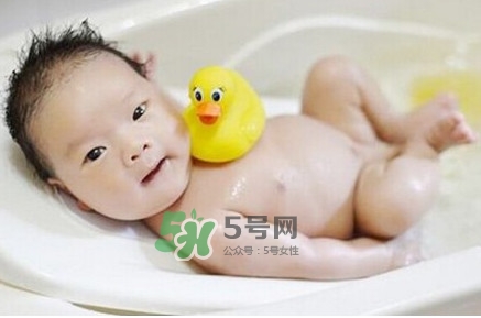 十滴水洗澡有什么用？十滴水洗澡的功效