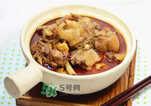 三伏天能吃鴨肉嗎？三伏天鴨肉燉什么好？