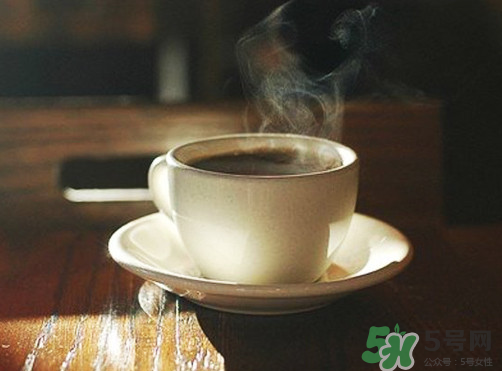 三伏天喝熱水能驅(qū)寒嗎？三伏天為什么喝熱水？