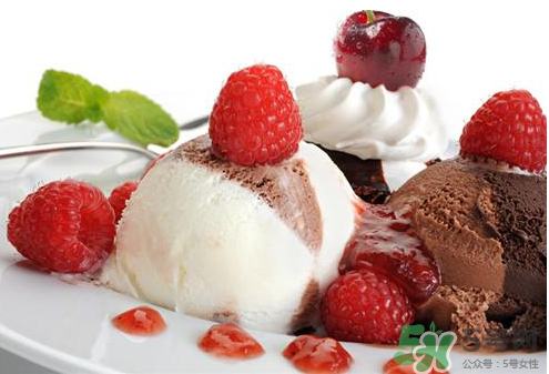 冰淇淋為什么要加蛋黃？冰淇淋為什么不用蛋清？