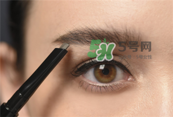 激光洗眉后要注意什么?激光洗眉后注意事項 激光洗眉后要注意什么?激光洗眉后注意事項