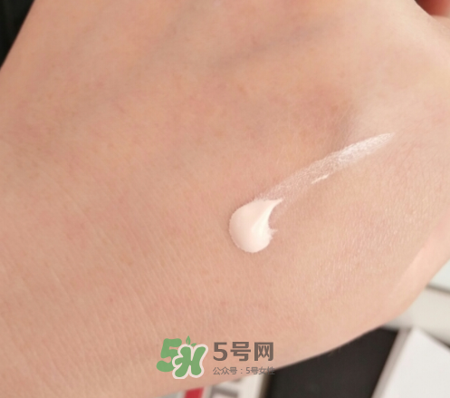 瓷肌美白隔離防曬霜怎么樣？瓷肌美白防曬霜好用嗎？