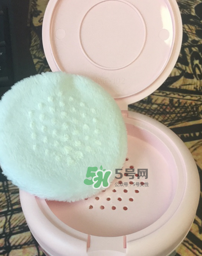 紅色小象嬰兒玉米爽身粉怎么樣？紅色小象嬰兒玉米爽身粉好用嗎？