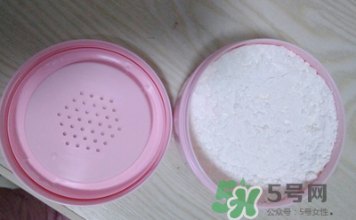 紅色小象嬰兒玉米爽身粉怎么樣？紅色小象嬰兒玉米爽身粉好用嗎？