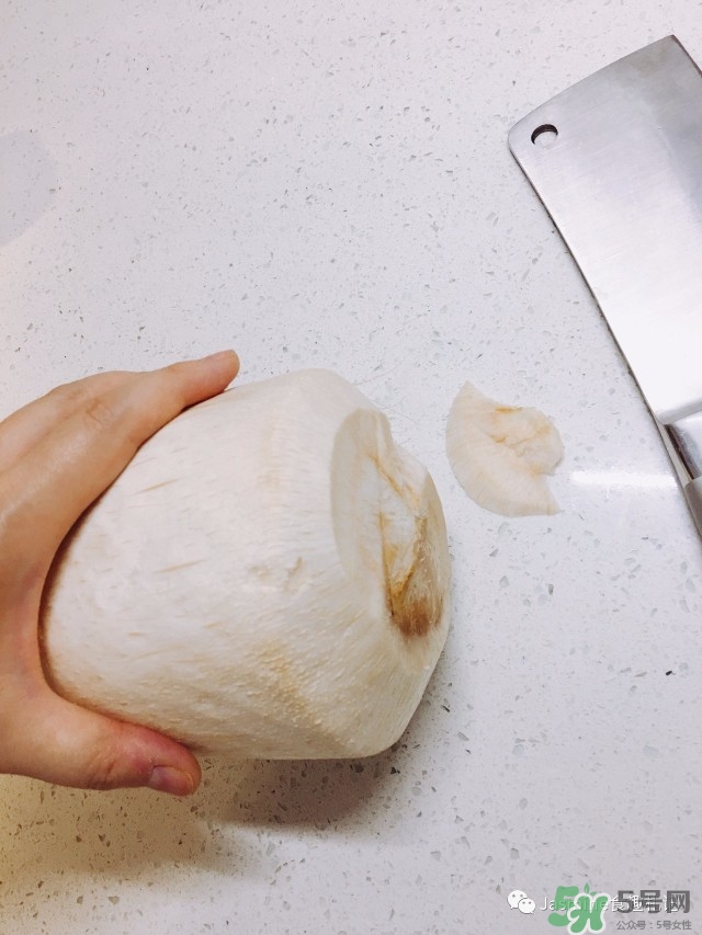 椰青怎么打開圖解 椰青怎么打開吃椰肉 椰青怎么打開圖解 椰青怎么打開吃椰肉