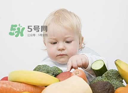 寶寶沒長(zhǎng)牙能吃蝦皮嗎？寶寶沒長(zhǎng)牙吃蝦皮好嗎？