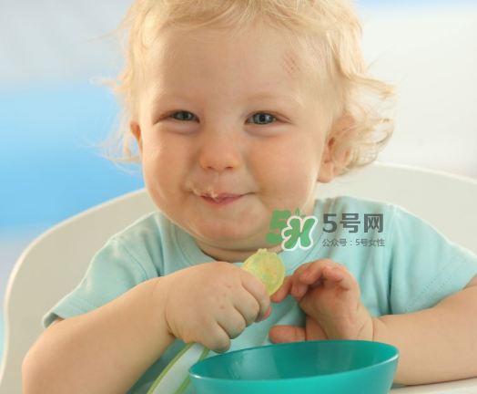 寶寶什么時(shí)候可以吃油？寶寶能吃油嗎？