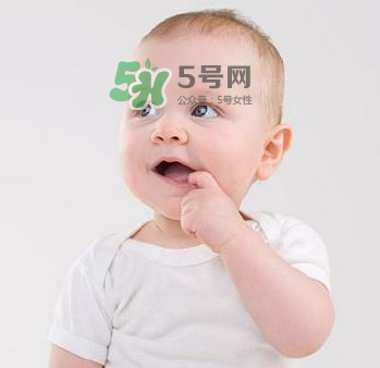 寶寶什么時(shí)候可以吃油？寶寶能吃油嗎？