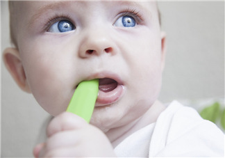 寶寶沒長牙能吃磨牙棒嗎？寶寶沒長牙可以吃磨牙餅干嗎？