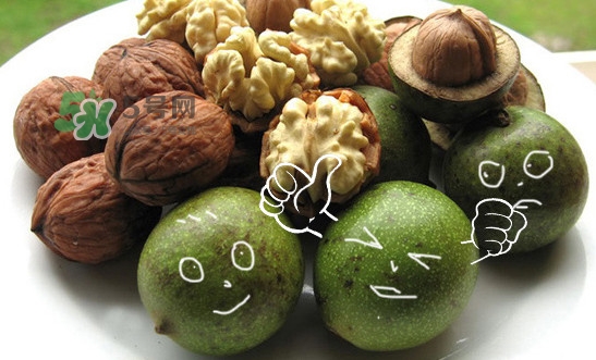 青皮核桃是怎么變成干核桃的？吃核桃為什么有酒味