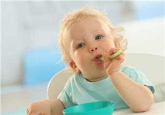 寶寶什么時候可以吃油？寶寶能吃油嗎？