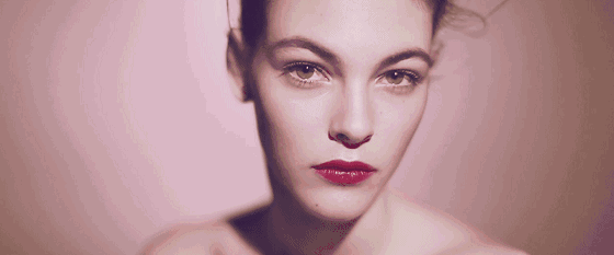 除了面膜還有什么可以補(bǔ)水 補(bǔ)水除了面膜還有什么 除了面膜還有什么可以補(bǔ)水 補(bǔ)水除了面膜還有什么